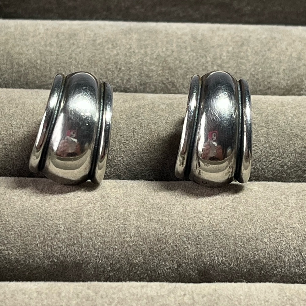 Retired Vintage James Avery Sterling Silver Christina French Back Post Earrings